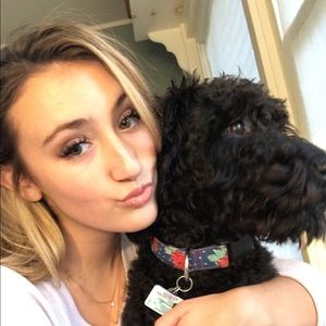 Meet your Posher, Chloe